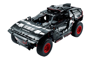 Lego 42160 Audi RS Q e-tron 